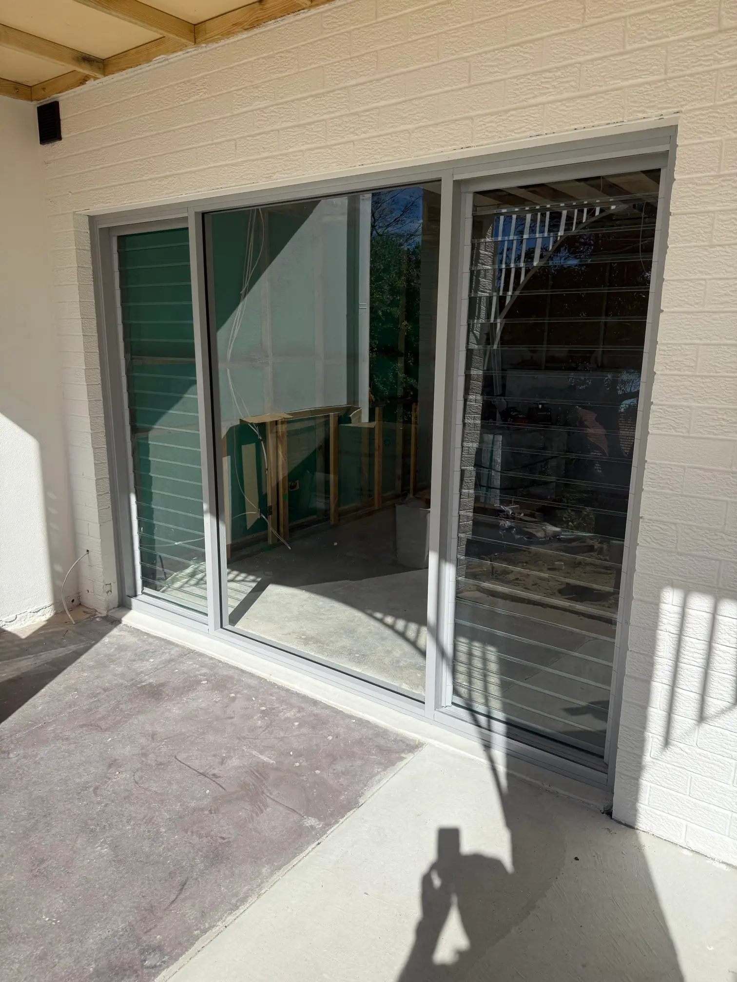 How to Clean Aluminium Windows in Perth Without Damaging Them