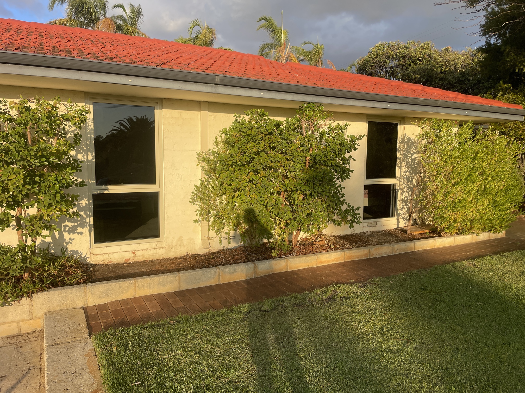 BENNETT BATEMAN AWNING WINDOWS AFTER 2