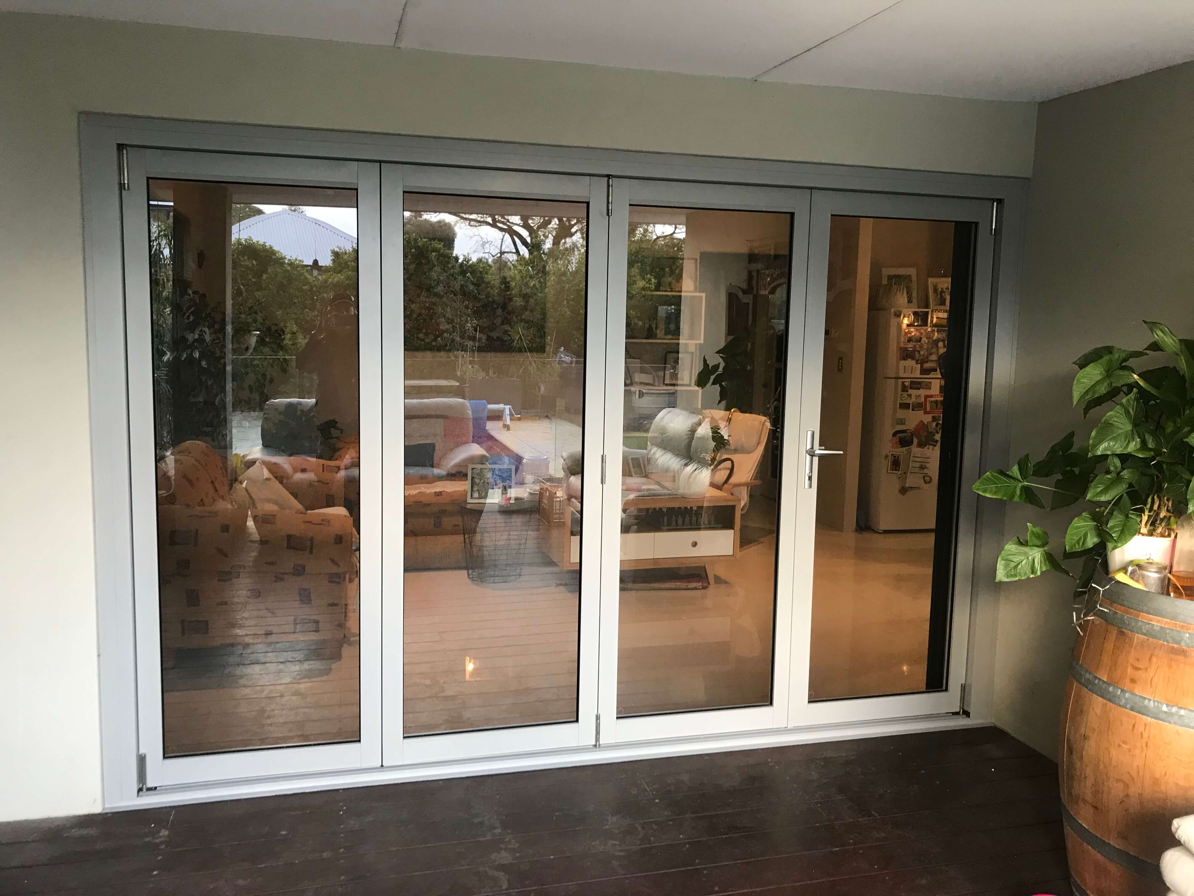 4 PANEL BI FOLD