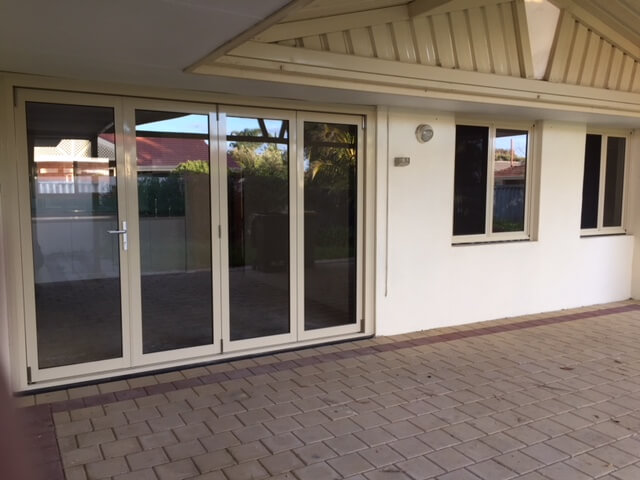 4 PANEL BIFOLD