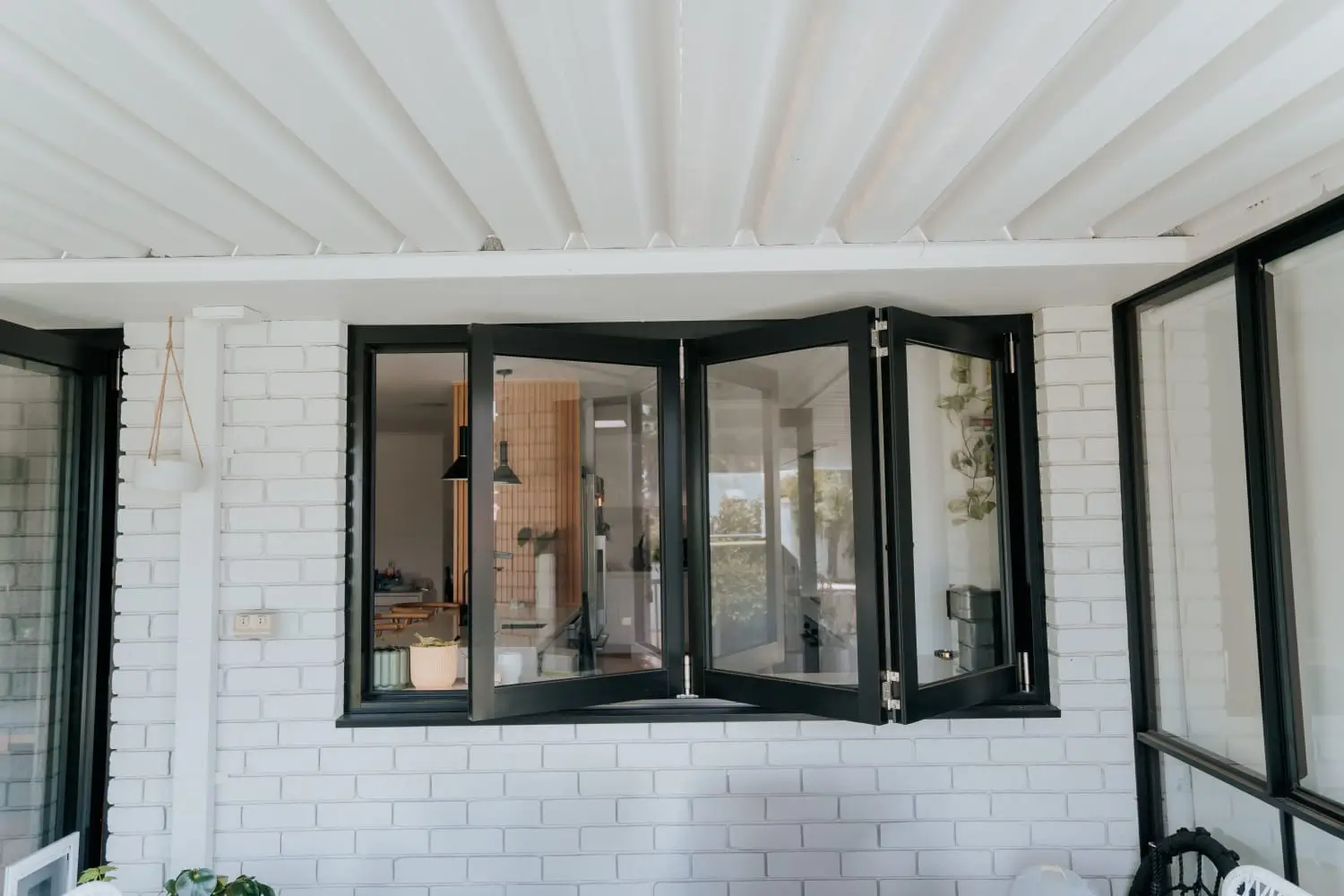 BIFOLDDOOR WINDOW 2.