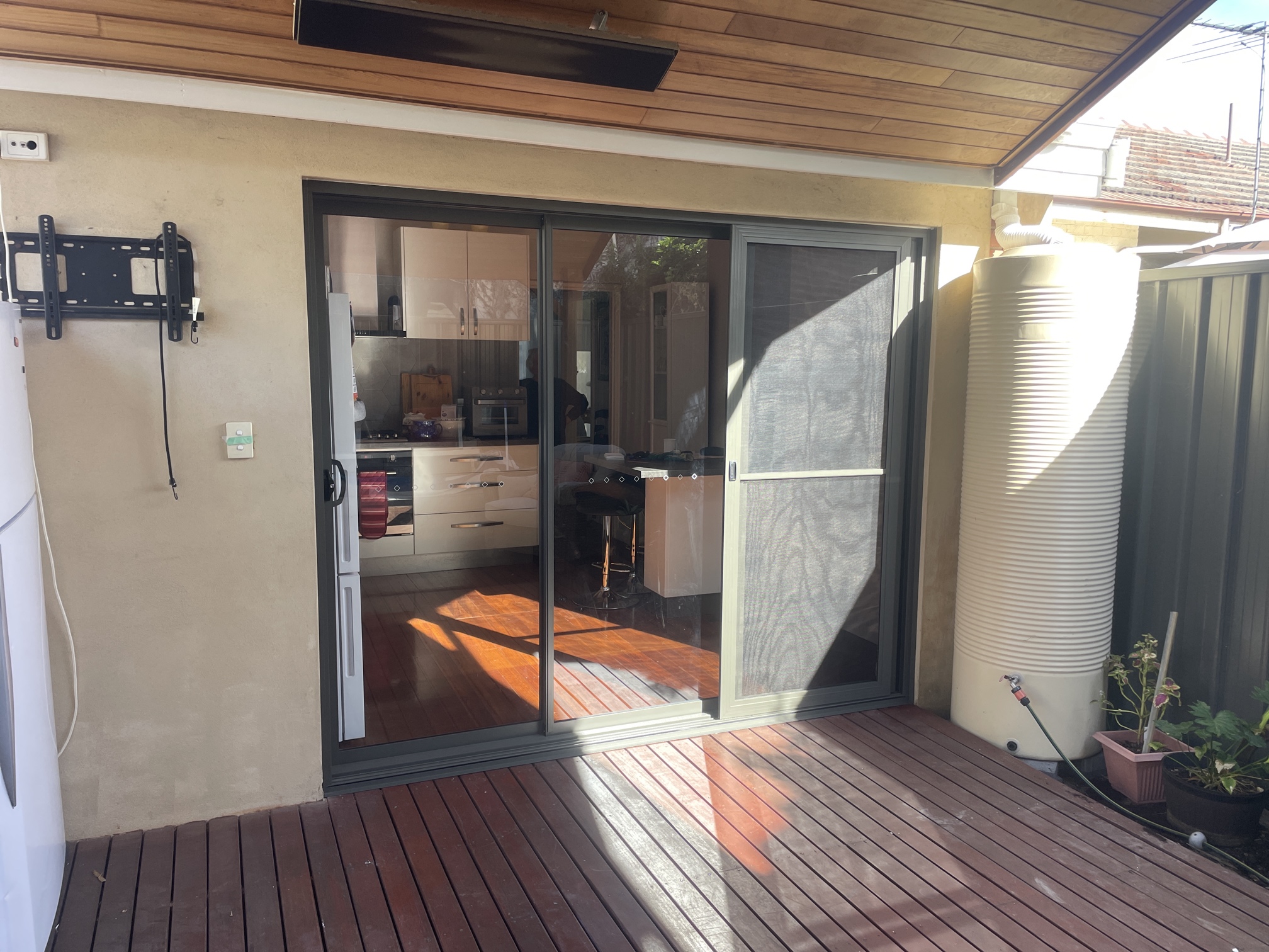 HISLOP COMO SLIDING STACKING DOOR AFTER 2